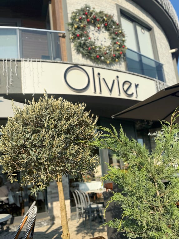 Olivier Cafe